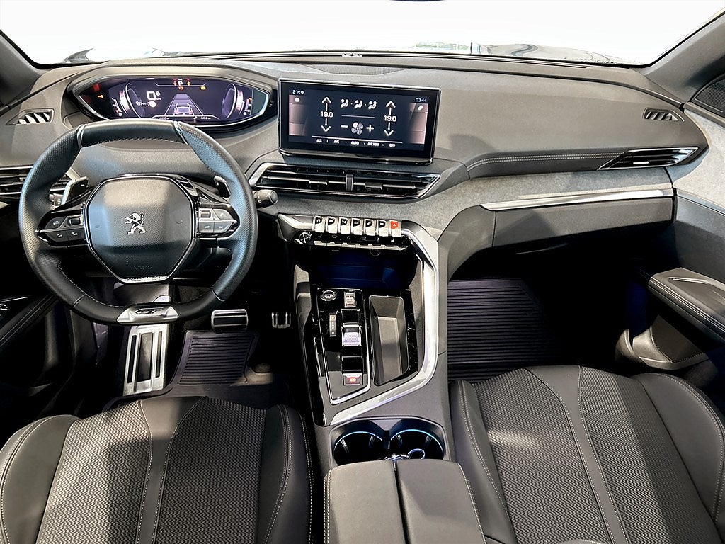 Bild på Peugeot 5008 GT 1.2 PT 130hk Aut - 7-SITS, B-KAMERA