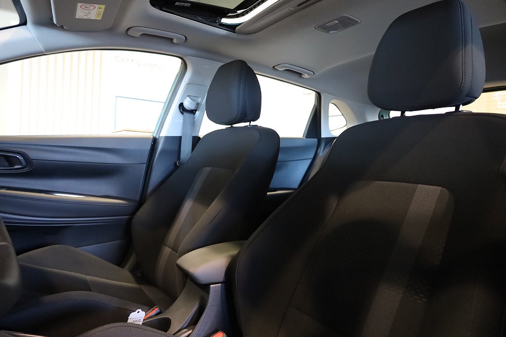 Hyundai i20 DCT Advanced Sollucka *Lagerbil för snabb leverans 2026