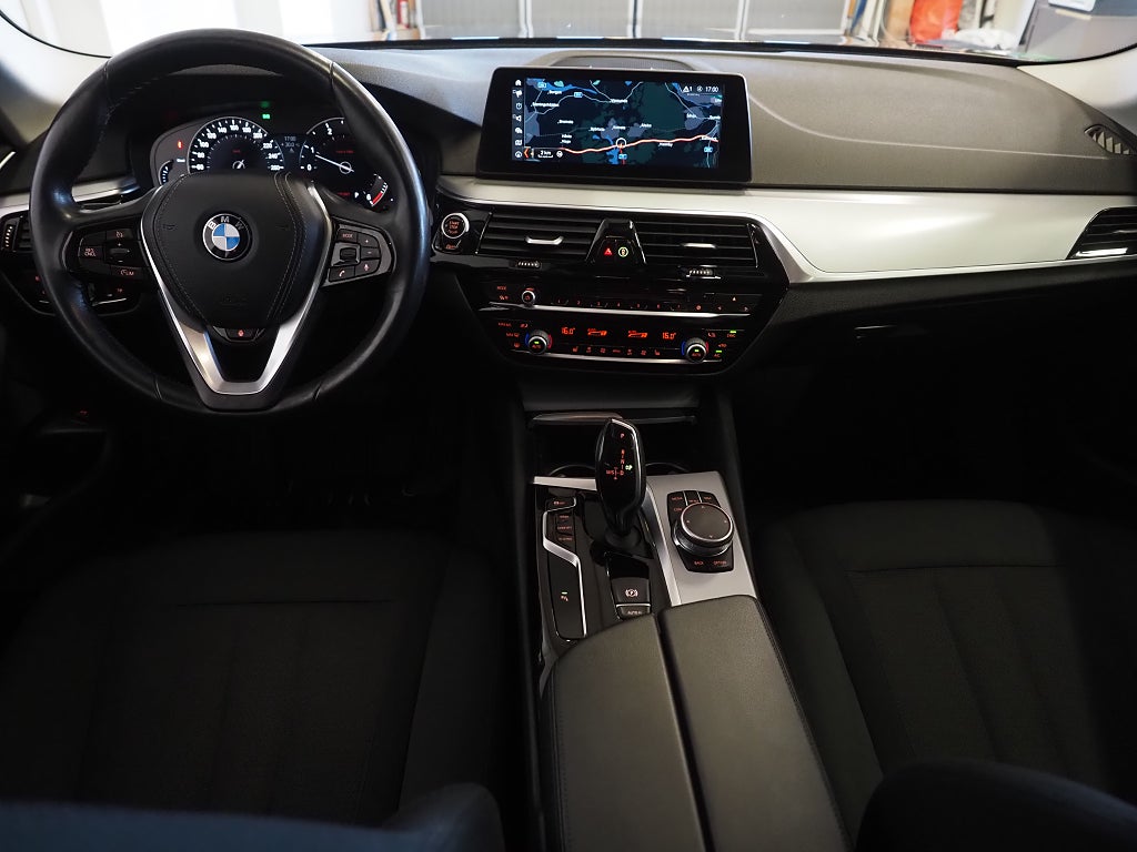 BMW 520 d Touring 190hk Steptronic Backkamera Navi
