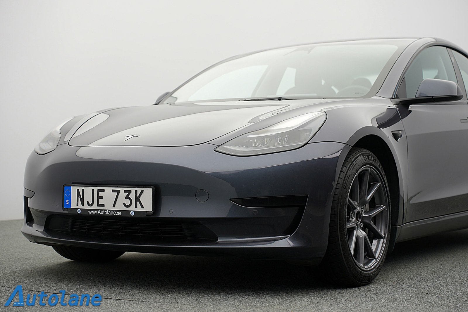 Tesla Model 3 Standard Range, 283ps, 2022