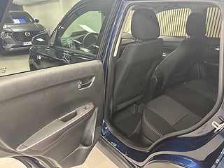 Suzuki Vitara * * Hybrid 1.4T AllGrip 4x4 Aut Select — bild 9 av 12