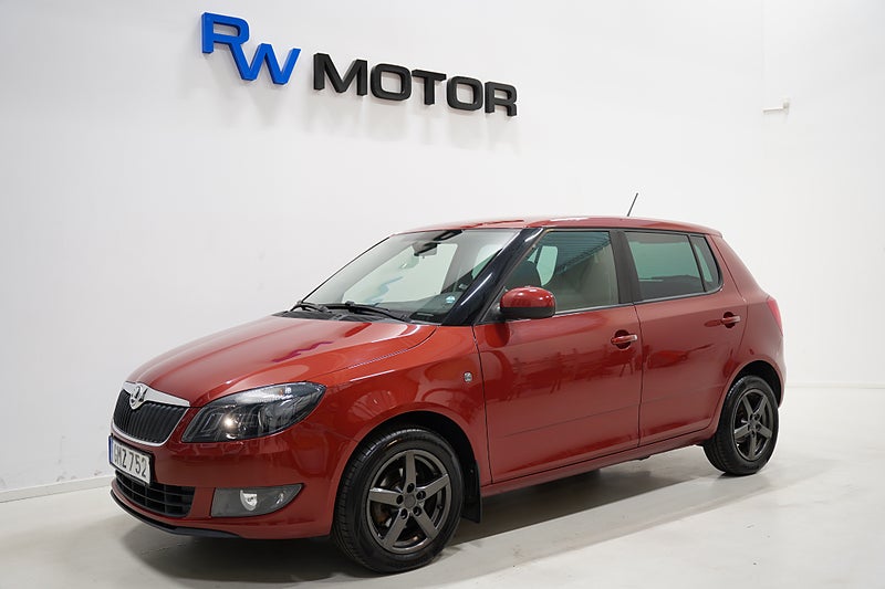 Halvkombi Skoda Fabia 1 av 18