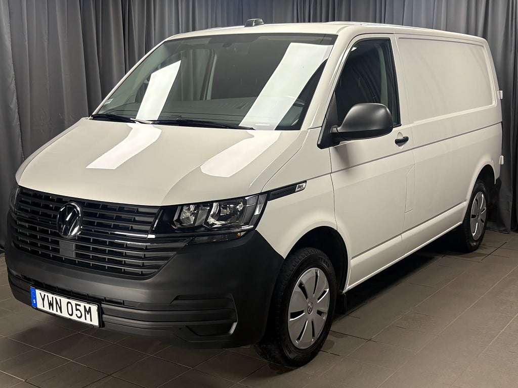 Volkswagen Transporter T30 2.0 TDI | Värmare | Krok | Backkamera | Moms