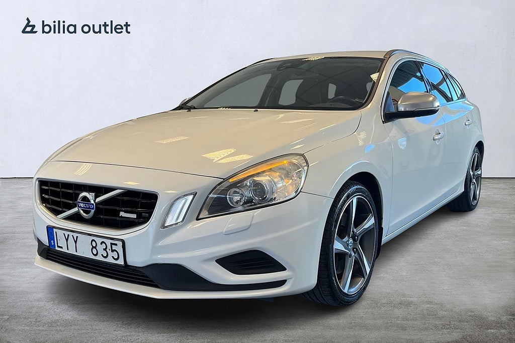 Volvo V60 D5 R-Design 215hk / Drag Sensorer Värmare Kamrem bytt