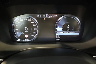 SUV Volvo XC60 26 av 32