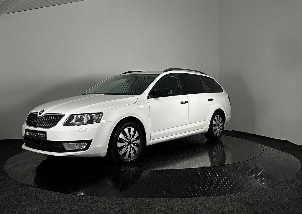 Skoda Octavia Kombi 1.6 TDI|Ny besiktad|Ny kamrem|