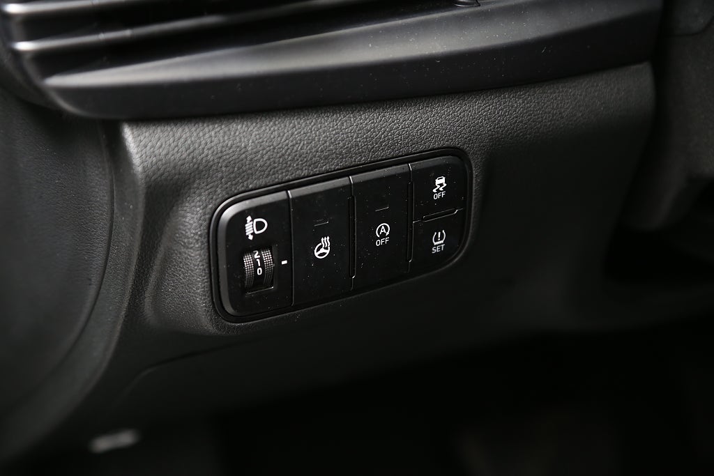 Hyundai i20 1,0 T-GDI 100hk 7DCT MHEV Essential Nybilsgaranti 2023