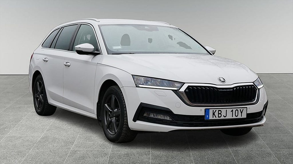 Skoda Octavia Kombi Skoda 2.0 TDI DSG | 1852 kr/mån | Drag | Värm...