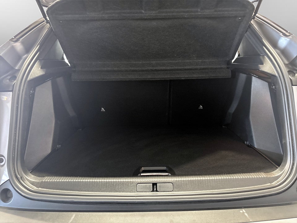 Bild på Peugeot 2008 Active 1.2 PT 130hk Aut MOTORVÄRMARE CARPLAY