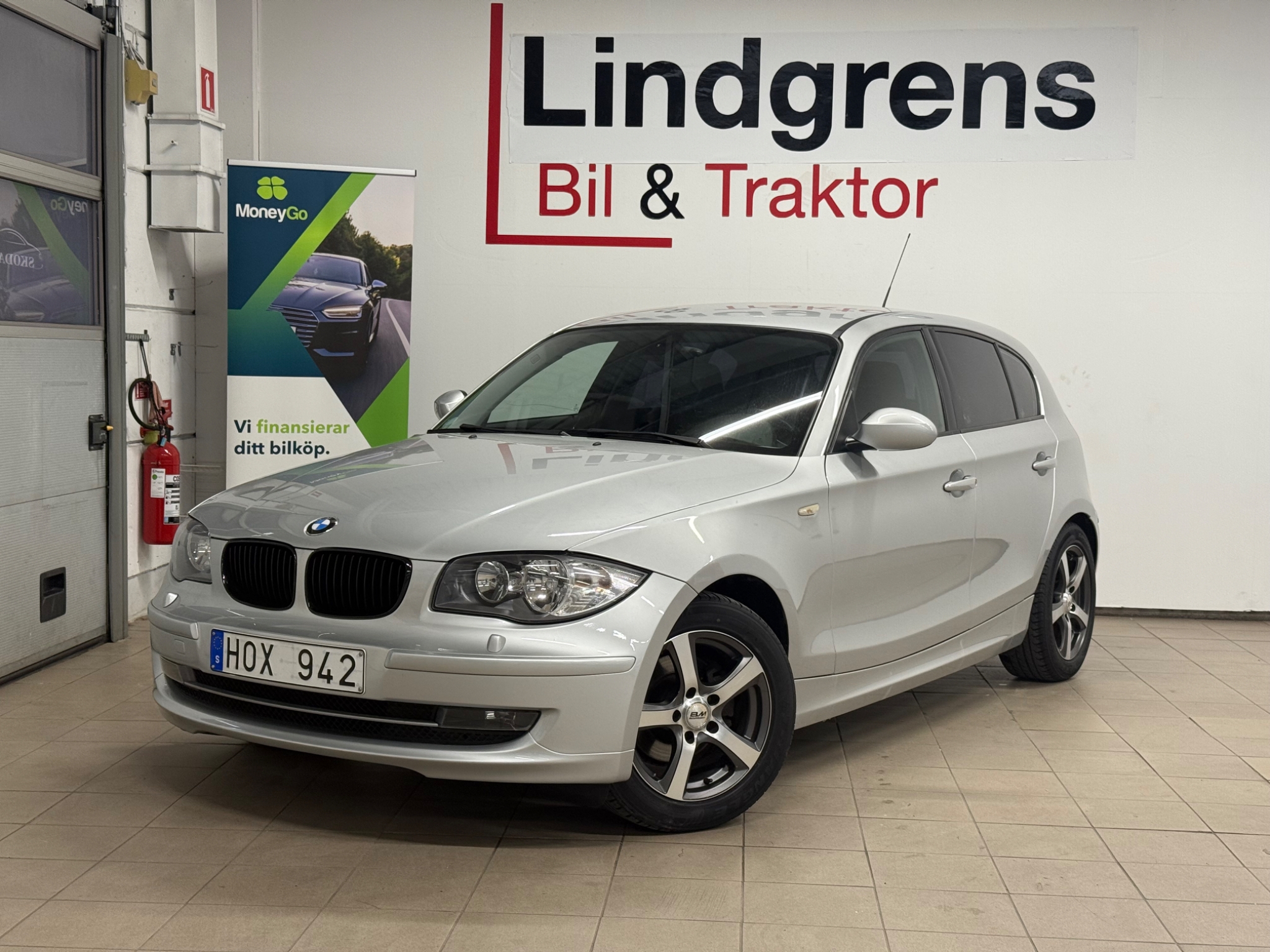 BMW 118
