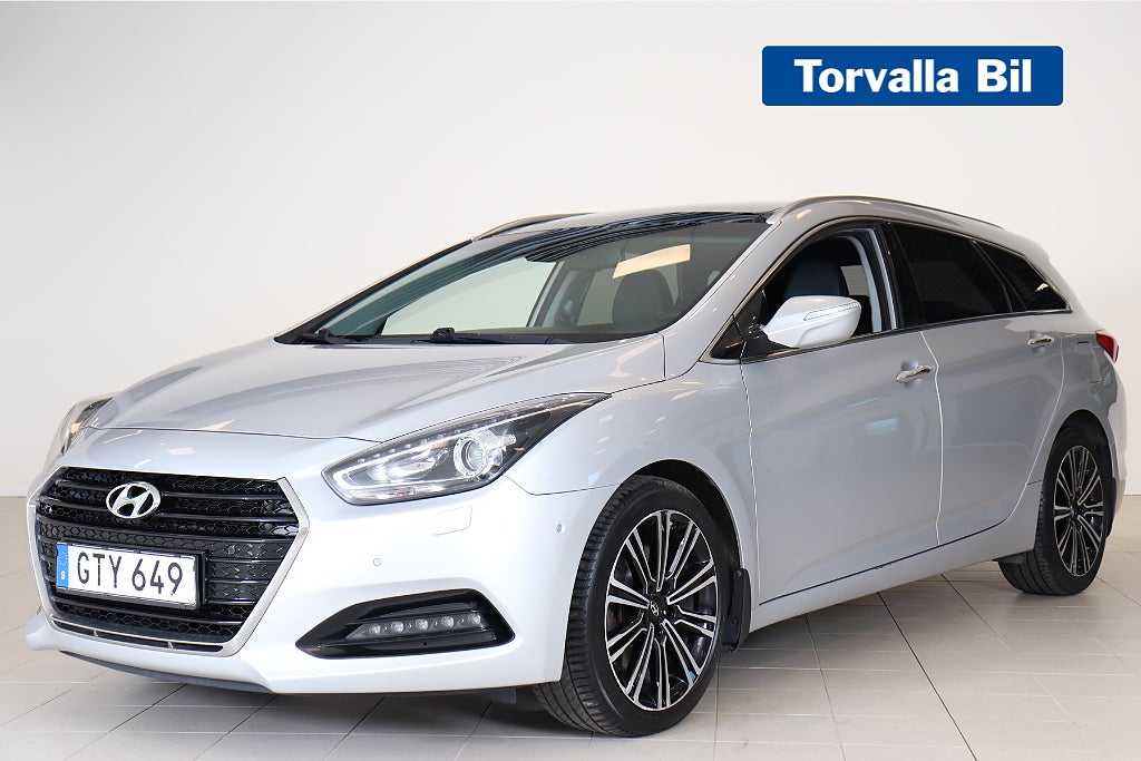 Hyundai i40 cw 1.7 CRDi AUT Premium Pano Skinn Navi Infinity