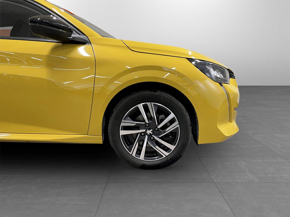 Bild på Peugeot 208 Allure 1.2 PT 100hk Aut - B-KAMERA, CARPLAY