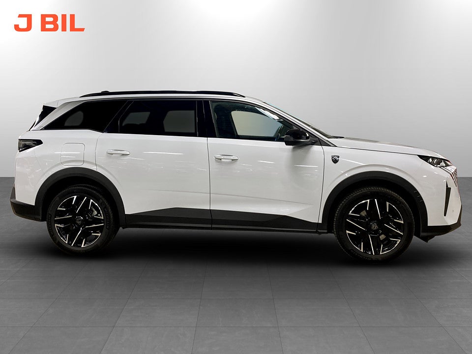 Bild på Peugeot 5008 GT Hybrid 145hk Aut 7-SITS B-KAMERA CARPLAY