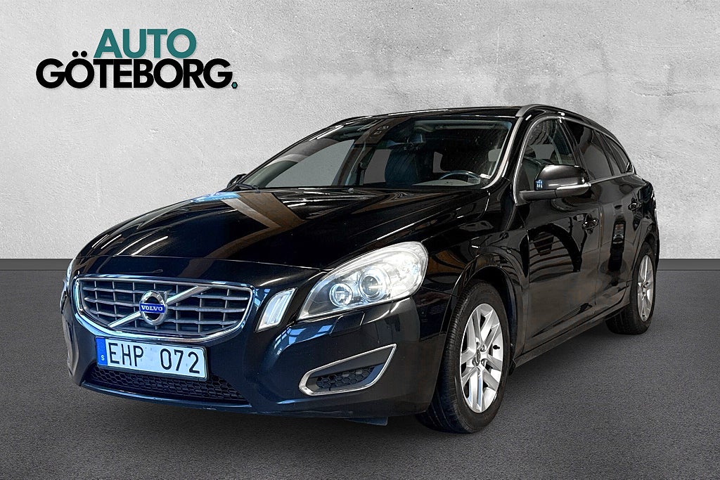 Volvo V60 D4 Momentum Dragrkrok 2-Ägare Välservad Kamrembytt