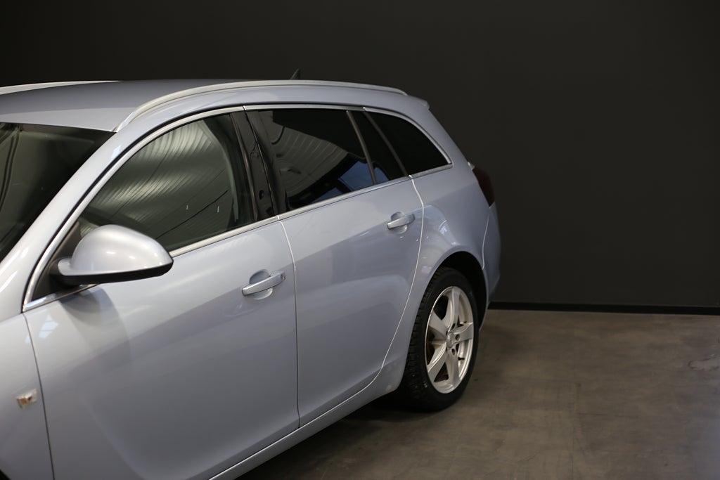 Opel Insignia Sports Tourer 2.0 CDTI *3,99%* 4x4 Värmare Drag