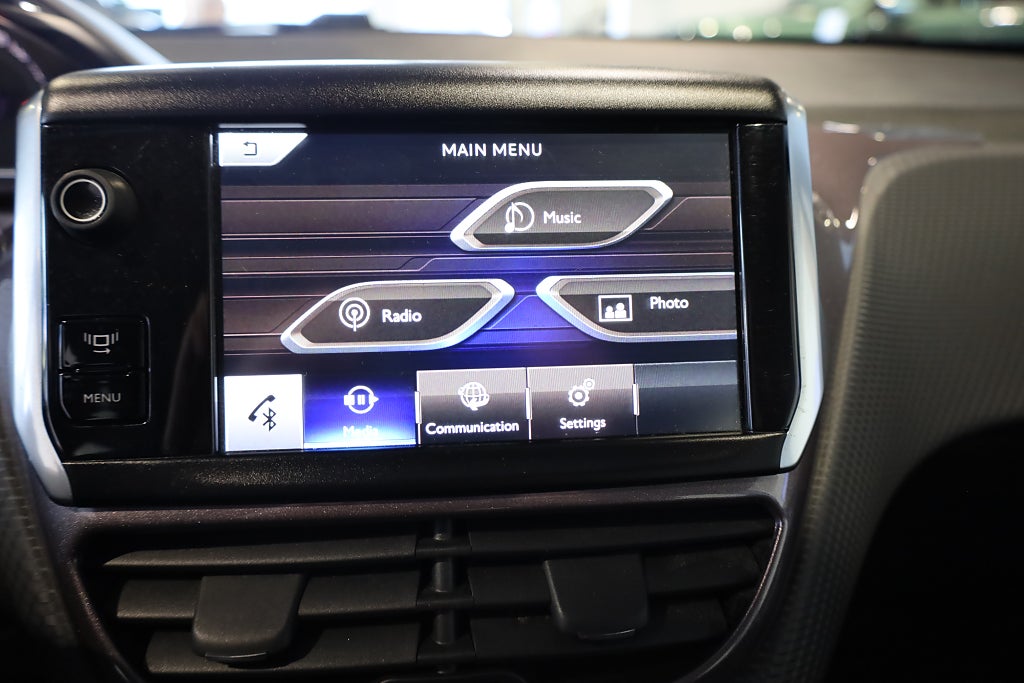 Peugeot 2008 1.6 e-HDi AUT Drag M-Värme Kamera Blåtand 2014