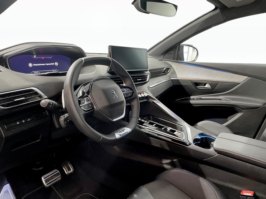 Bild på Peugeot 5008 GT 1.2 PT 130hk Aut - 7-SITS,B-KAMERA,CARPLAY