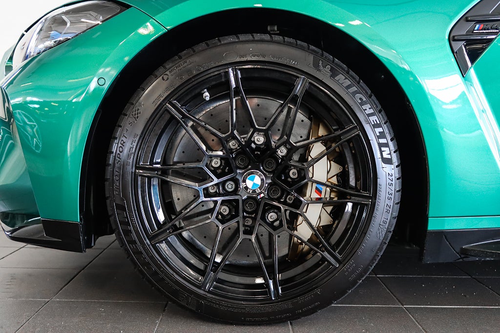 BMW M4 Competition xDrive Innovation M-Driver's Keramiska