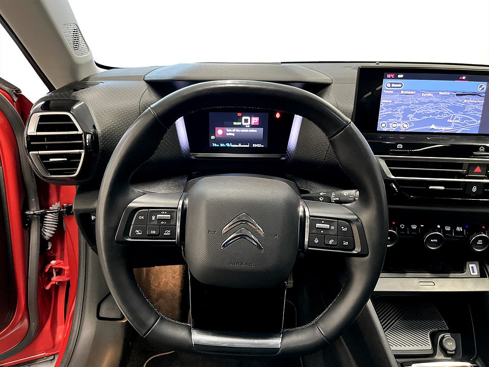 Bild på Citroën e-C4X Shine Exclusive 50 kWh Aut B-KAMERA PANO ELSTOL 136hk