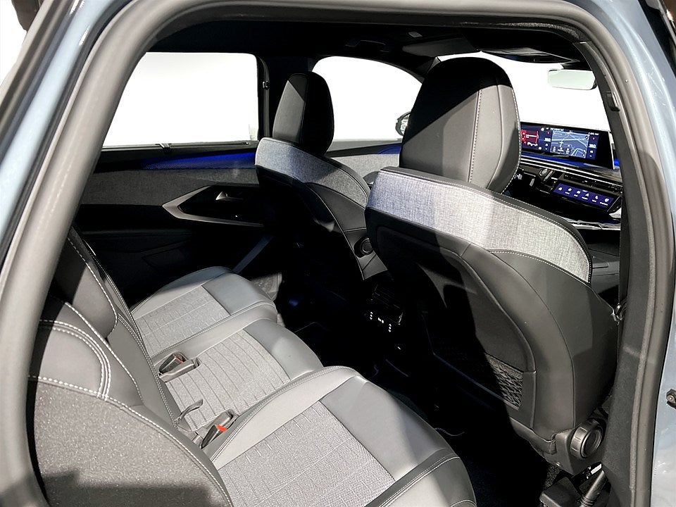 Bild på Peugeot 5008 GT Hybrid 145hk Aut - NAV,B-KAMERA,EL-BAKLUCKA