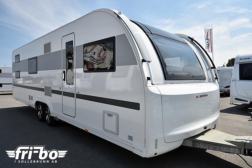 Adria 763 UK ALPINA, Barnkammare