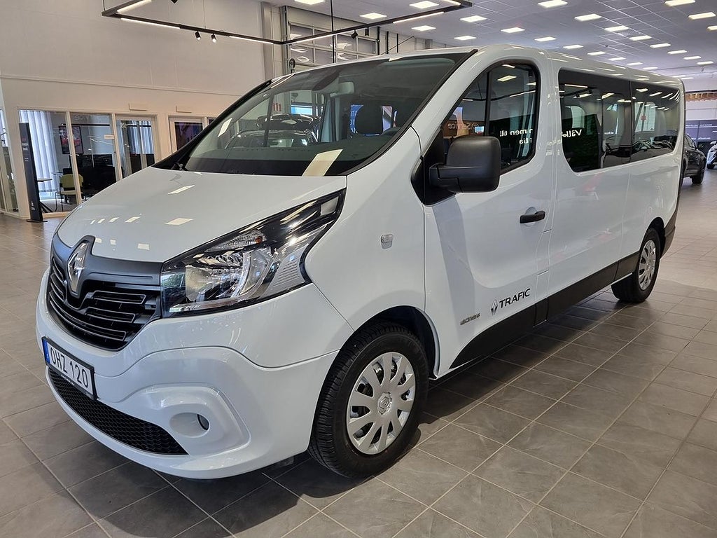 Renault trafic Passenger 9-sits Värmare Moms Drag