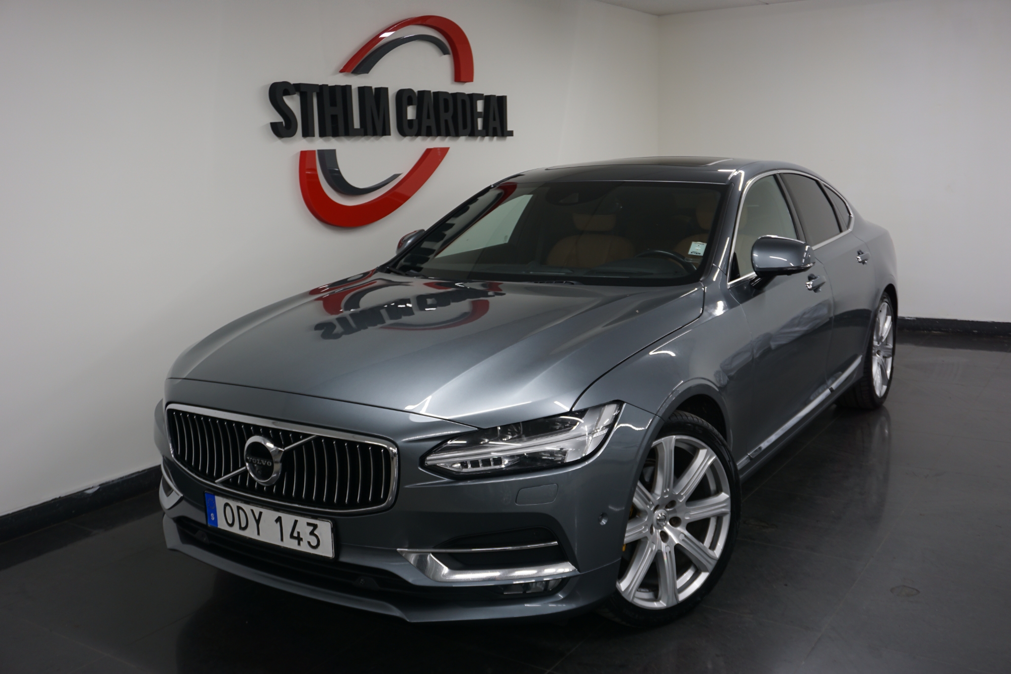 Volvo S90 D5 AWD R-Design Teknikpaket 2017, bild 3/10