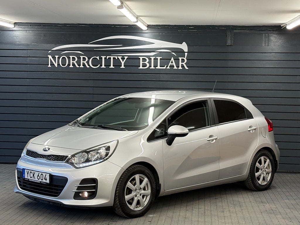 Kia Rio 5-dörrar 1.2 CVVT GLS / B-Kamera / Navi / Rattvärme