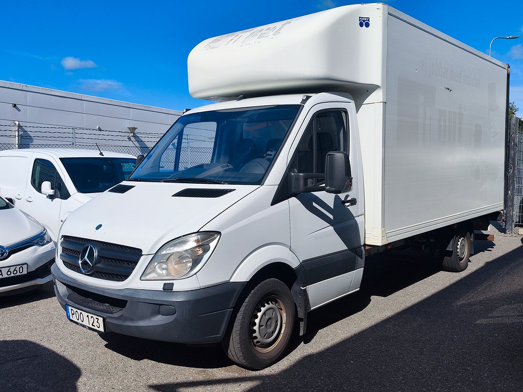 Mercedes-Benz Sprinter 316 CDI 163hk Volymskåp + BG-lift *MOMS