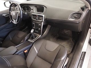 Halvkombi Volvo V40 9 av 25