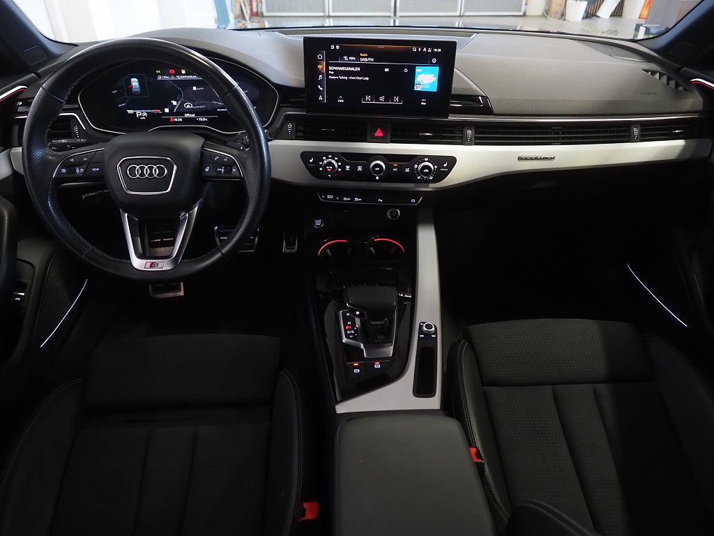 Audi A4 Avant 40 TDI 204hk Q Competition Plus | Se utrustning | 2023