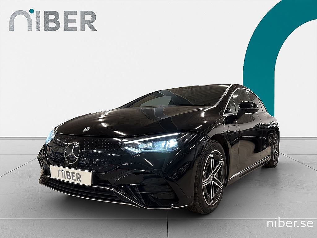 Mercedes-Benz EQE 300 AMG, HUD, Smartphone integration