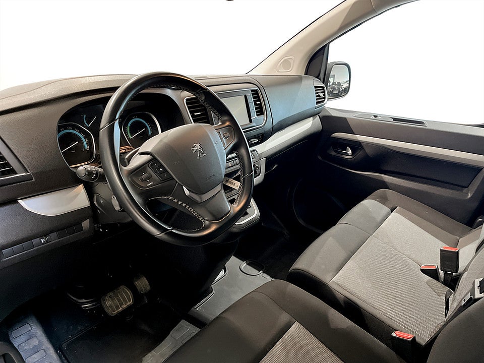 Bild på Peugeot e-Expert PRO+ 75 kWh 136hk Aut L3 B-KAMERA NAVI
