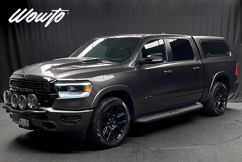 Dodge RAM 1500 5.7 395HK Laramie Night Edition /Kåpa /Moms