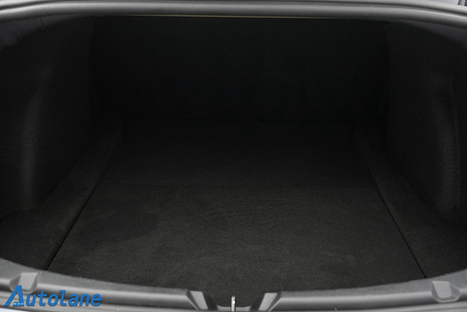 Tesla Model 3 Standard Range, 283ps, 2022