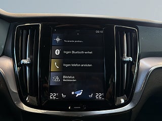 Volvo V60 D4 AWDGeartronic Momentum Adv VOC/S&V-Hjul/ Drag/Dvärm – bild 11
