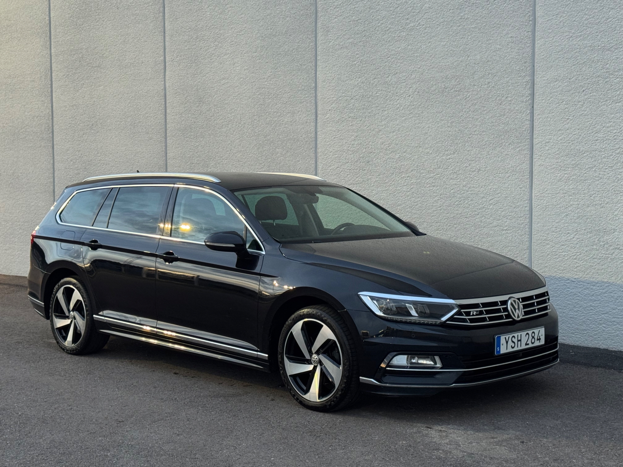 Volkswagen Passat 2018, bild 2/42