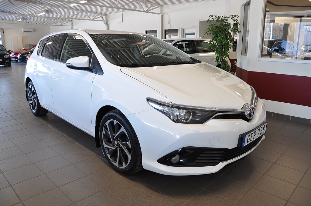 Toyota Auris 1.2 Turbo 116hk Active 5-d