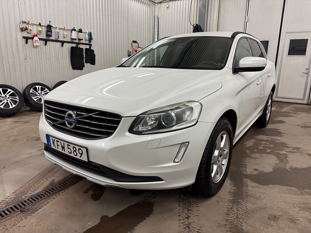 Volvo XC60 D4 AWD Automat Dragkrok WHITE PEARL