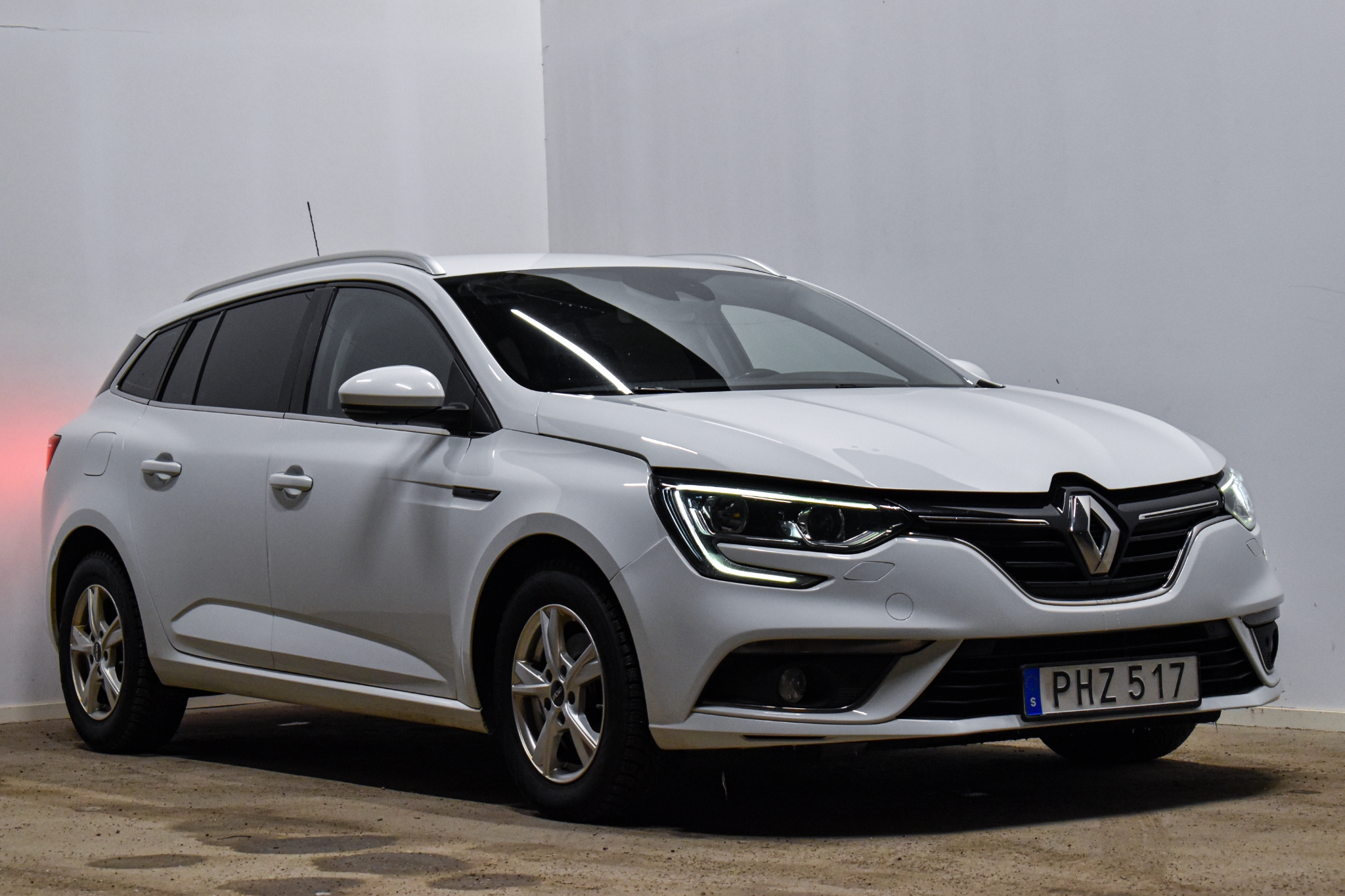 Renault Megane 2017, bild 2/10