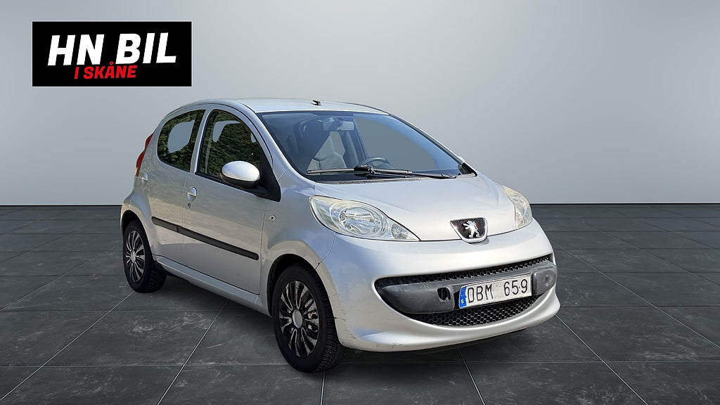 Peugeot 107 5-dörrar 1.0 l Ny besiktigad