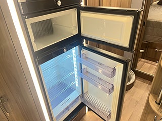 Husbil-integrerad Kabe IMPERIAL 910 QB 19 av 31