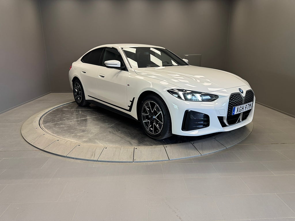 BMW i4 eDrive40 Vårkampanj FöretagLeasing 4.913/mån ex moms