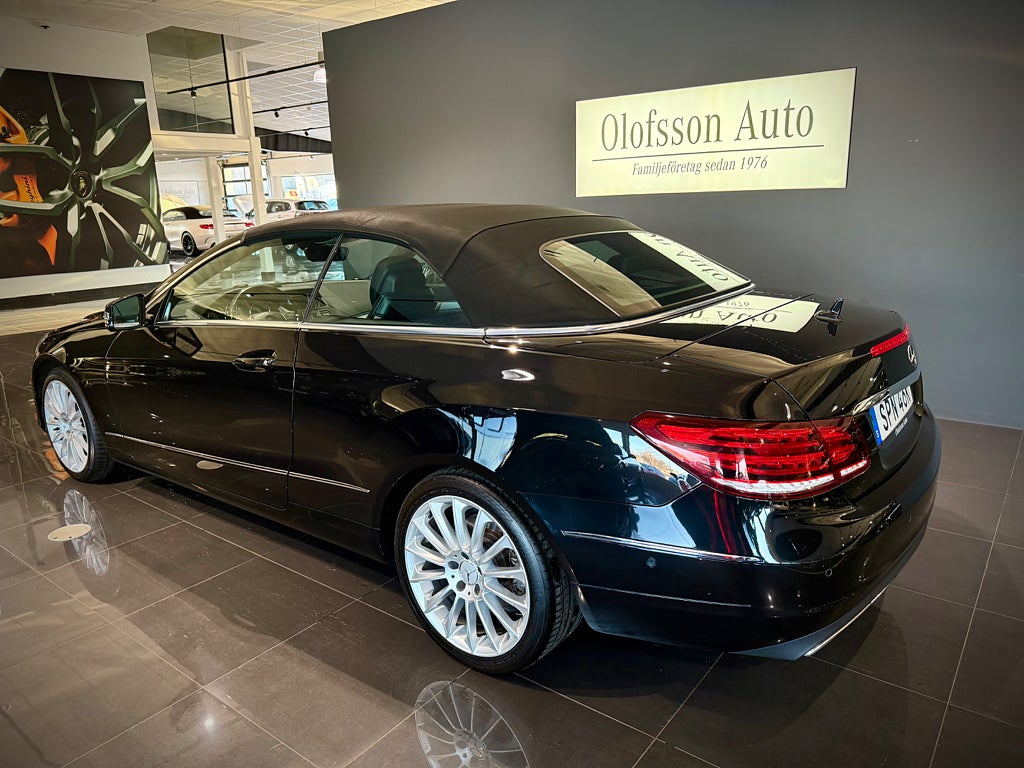 Mercedes-Benz E 220 d Cabriolet Avantgarde AMG fälgar Läder - bild 11
