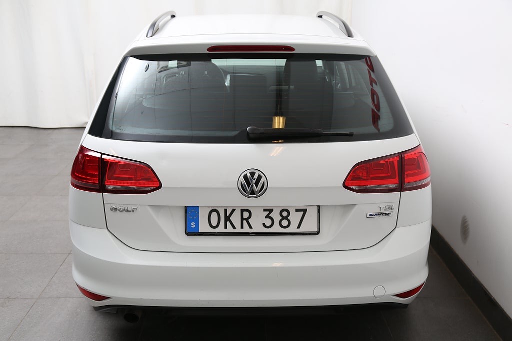 Volkswagen Golf 1,2 TSI 110hk DSG Sportscombi CarPlay Kamera 2017