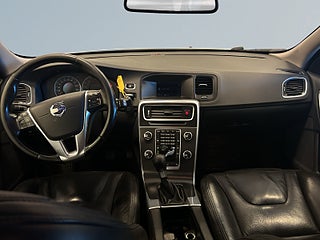 Volvo V60 D4 Momentum Business Edition Pro Drag/SoV-Däck/P-Sens – bild 8
