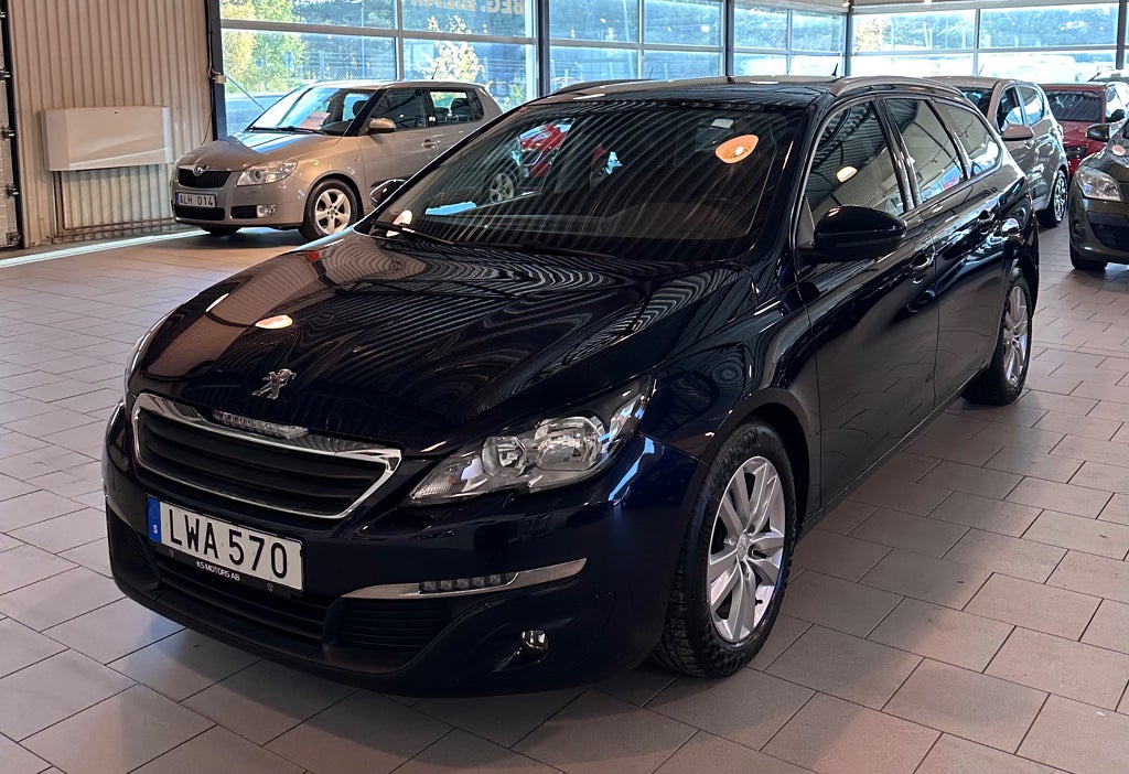 Peugeot 308 SW 1.2 PureTech Active Euro 6 Dragkrok Panorama 