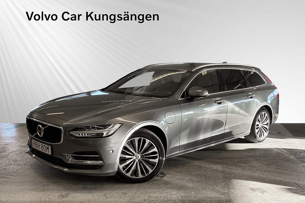 Volvo V90 T8 TE Momentum Adv Edition DRAG LÄDER NAVI