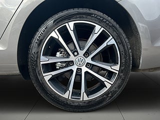 Volkswagen Golf Sportscombi 1.6 TDI BMT 4Motion Base Mvärme Drag S&V – bild 14