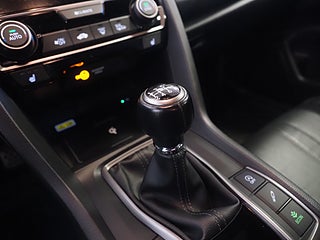 Halvkombi Honda Civic 18 av 26